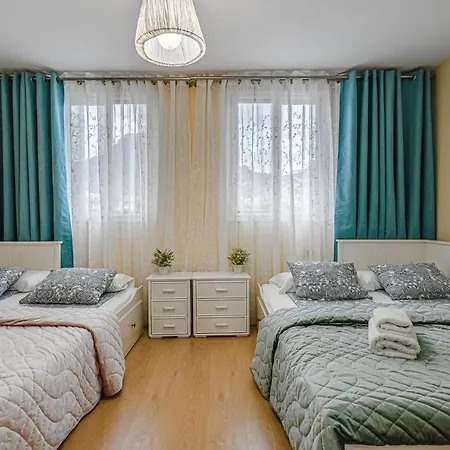 Appartamento Red Large Family Apartment, Three Floors, 10 Guests Costa Adeje (Tenerife)